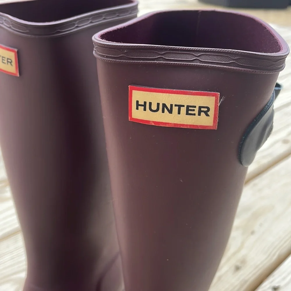 Hunter Original Tall Waterproof Rain Boots Burgundy Plum Women's Size 5